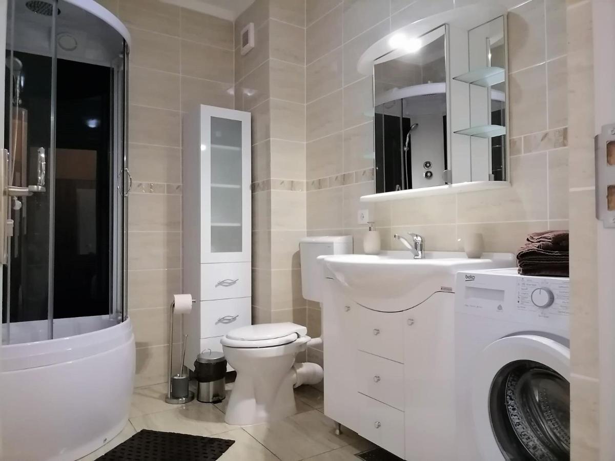 Apartament Nyx Floreşti Esterno foto