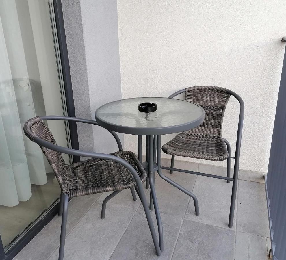 Apartament Nyx Floreşti Esterno foto